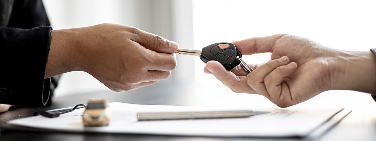 Benefits of renting a car in Noida Benefits of renting a car in Noida